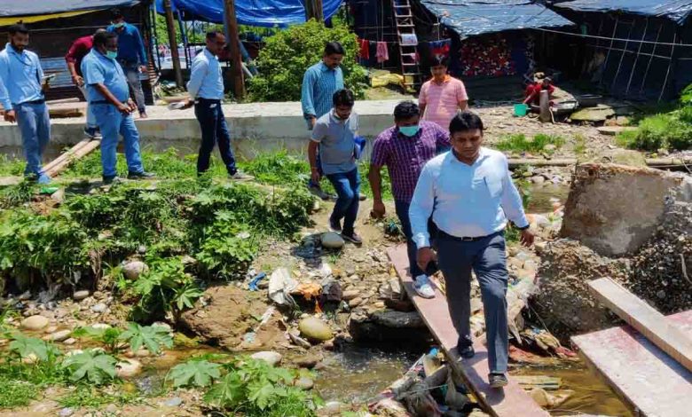 R Rajesh Kumar conducts surprise inspection