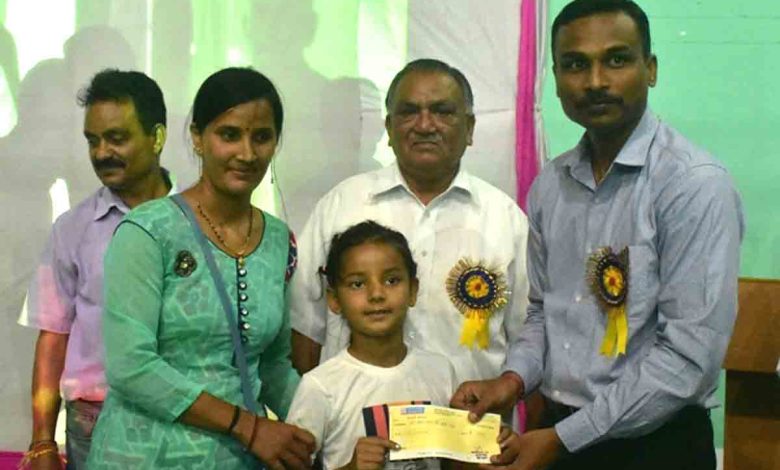 Sports scholarships given to 300 boys & girls in Pauri