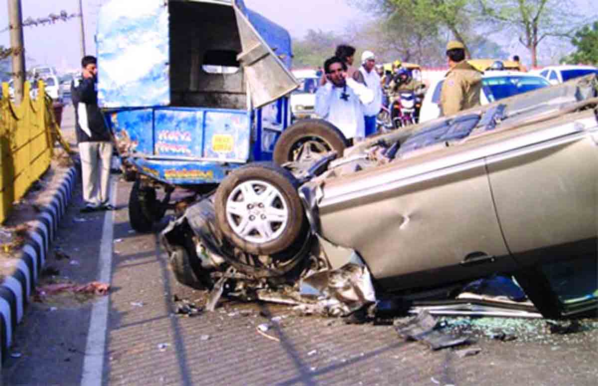 Road accident file pic