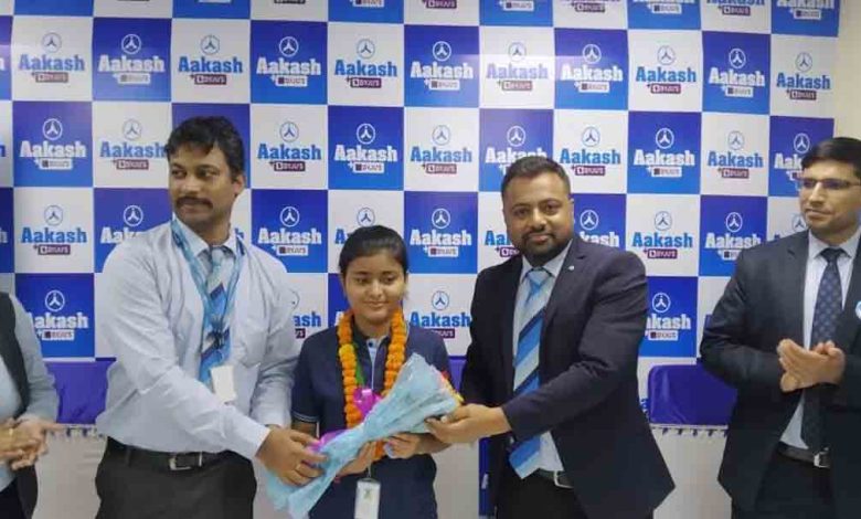 Doon’s Riya tops State in NEET