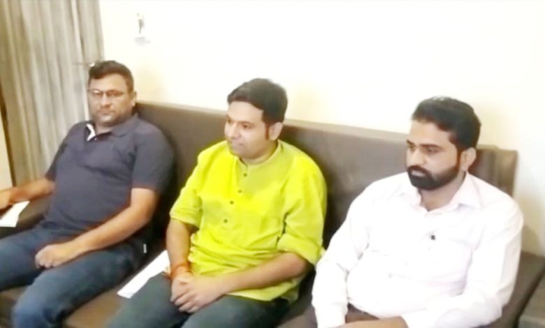 Haridwar leader Pramod Khari leaves Congress party
