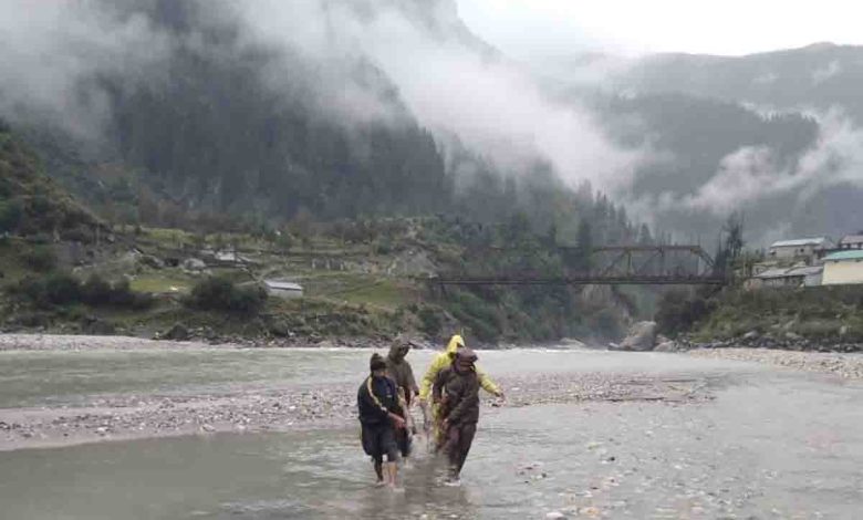 Nepalese swept away while crossing stream in Gangotri