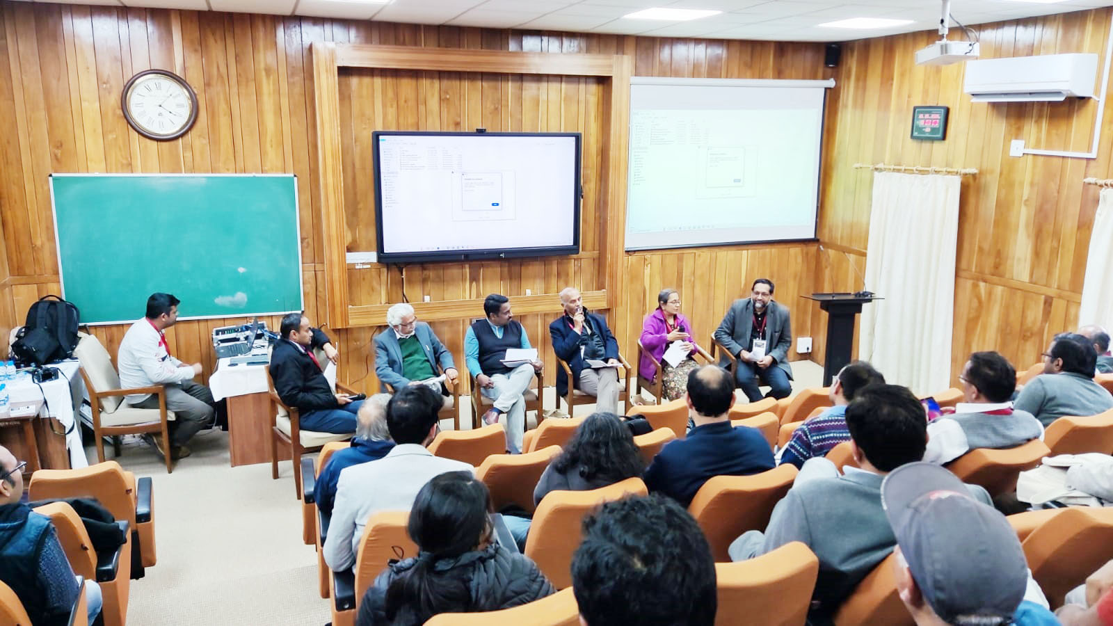Enchase capacity of Sampurnanand telescope- Experts