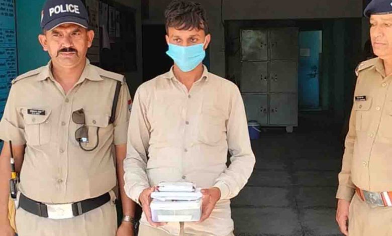Youth arrested with 200 grammes of smack
