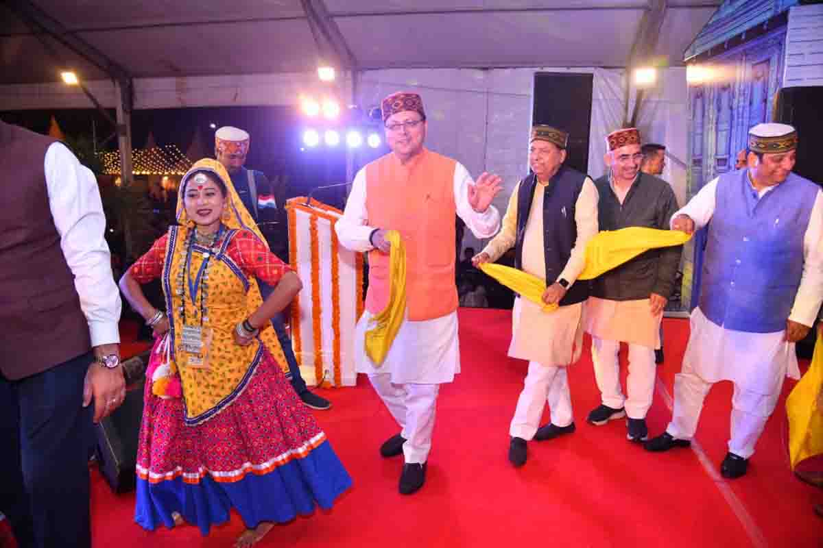 Dhami announces corpus fund for conservation of tribal arts & culture
