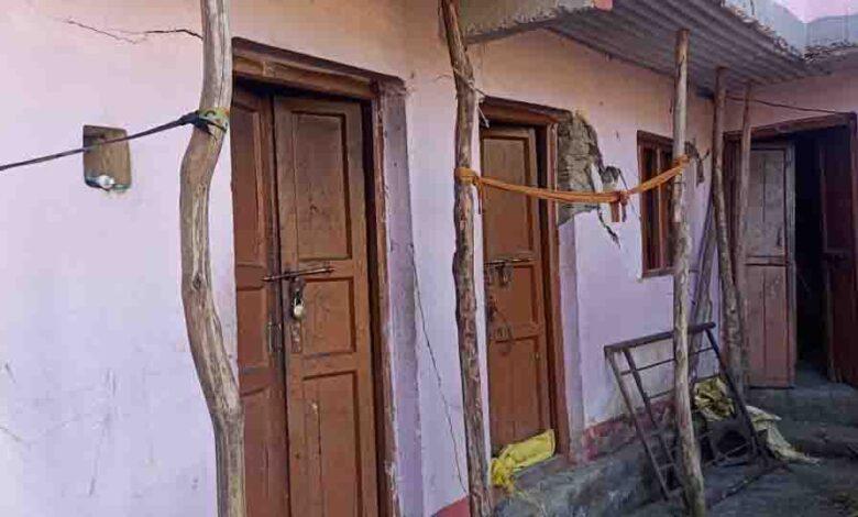 Many in Joshimath living in cracked homes supported by wooden poles