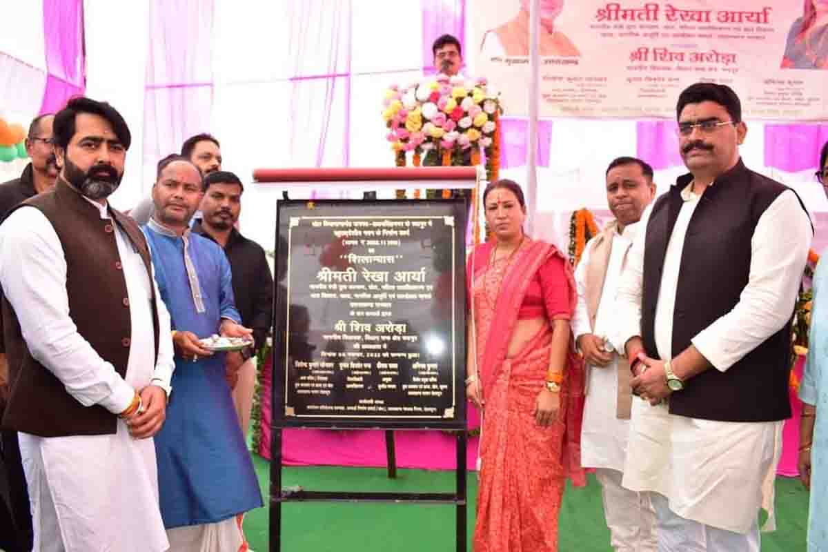 Sports minister lays foundation stone of multipurpose sports building in Rudrapur