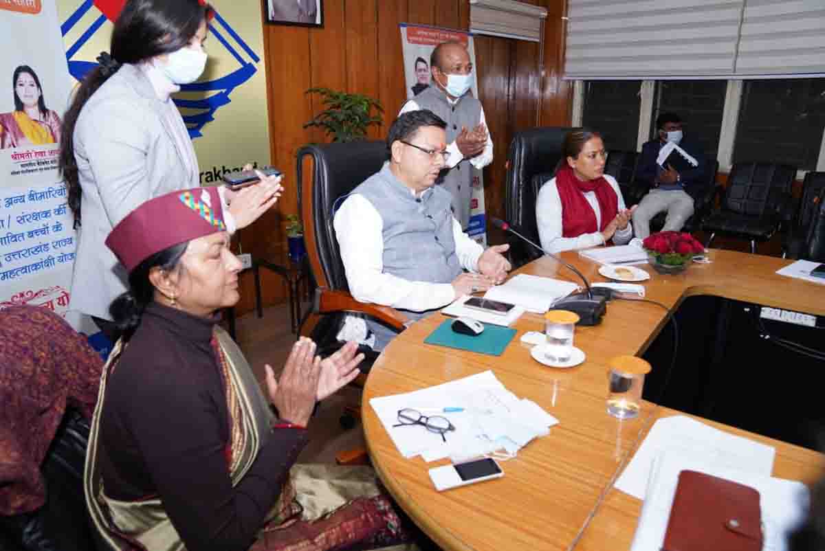 CM transfers Ra 12 crore to 6,000 children under MVY.jpeg
