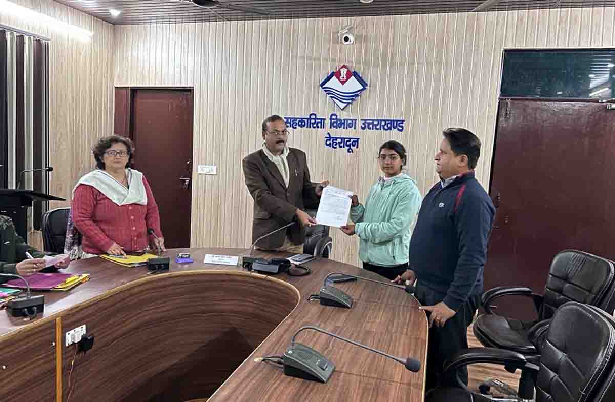 Cooperative Dept appoints dependents of deceased employees