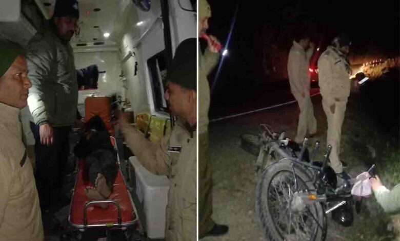 Police, SDRF recue accident victim from a deep gorge in night
