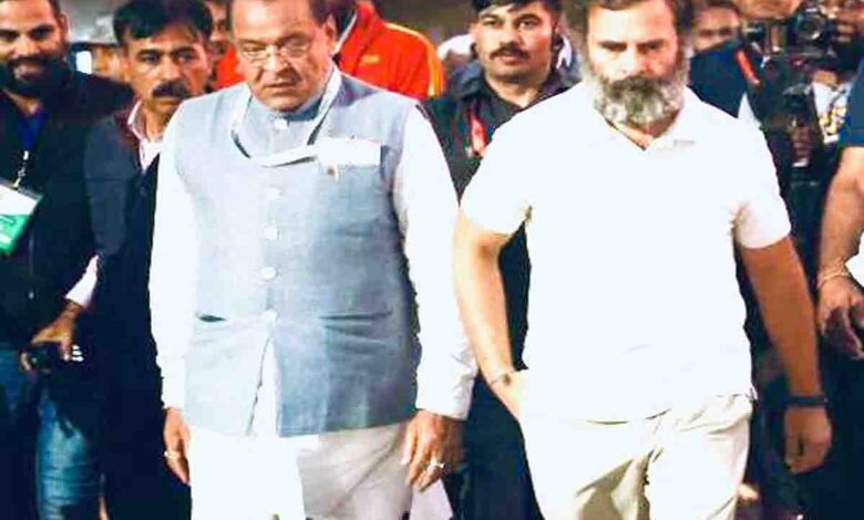 Yashpal Arya takes part in Bharat Jodo Yatra in Rajasthan