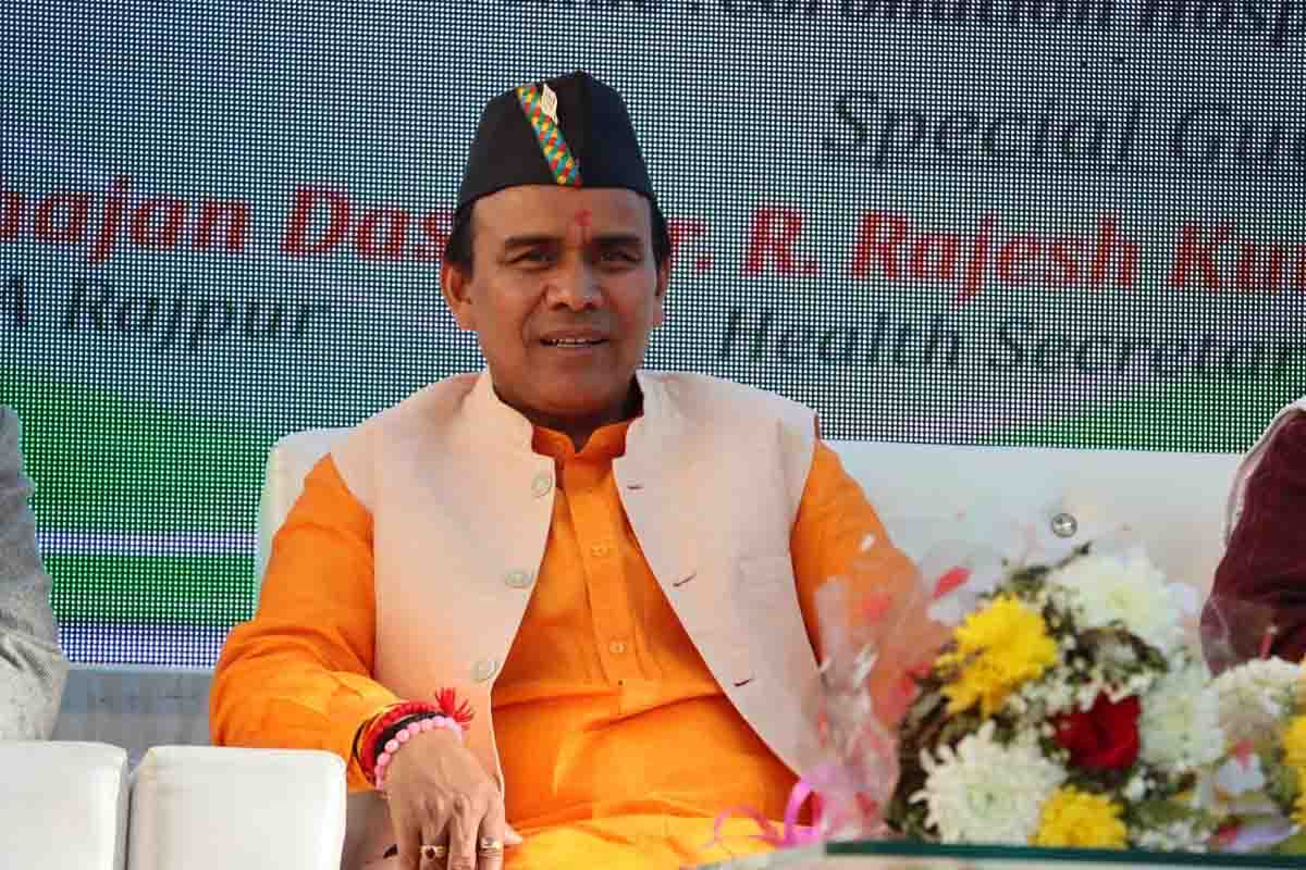 Children to get some relief from burden of school bag-Rawat