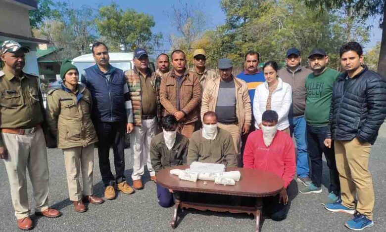 Trio caught with ivory in Ramnagar