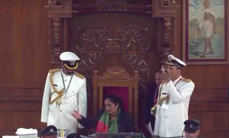 Speaker suspends Cong MLAs for one day