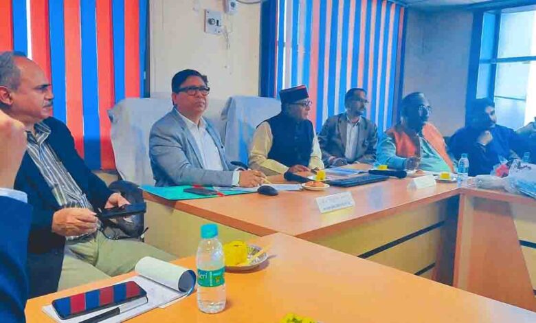 Khajan Das reviews Covid-19 preparations in GDMC hospital