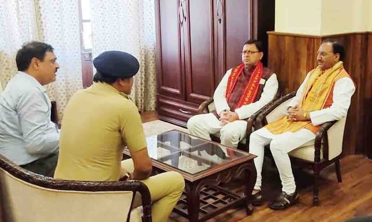 Lay special focus on sanitation in Haridwar city and Ghats Dhami