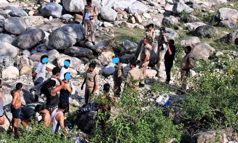 Police arrest 16 men from Maldevta for alcohol consumption & hooliganism