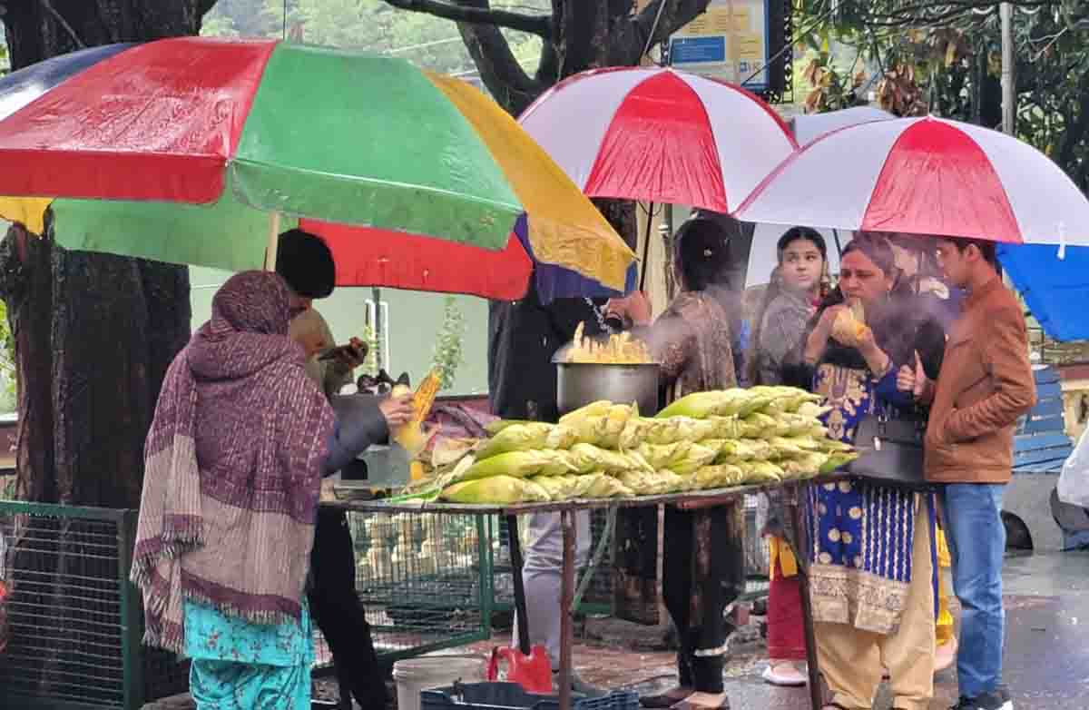 Rain & snowfall likely to occur in many places today