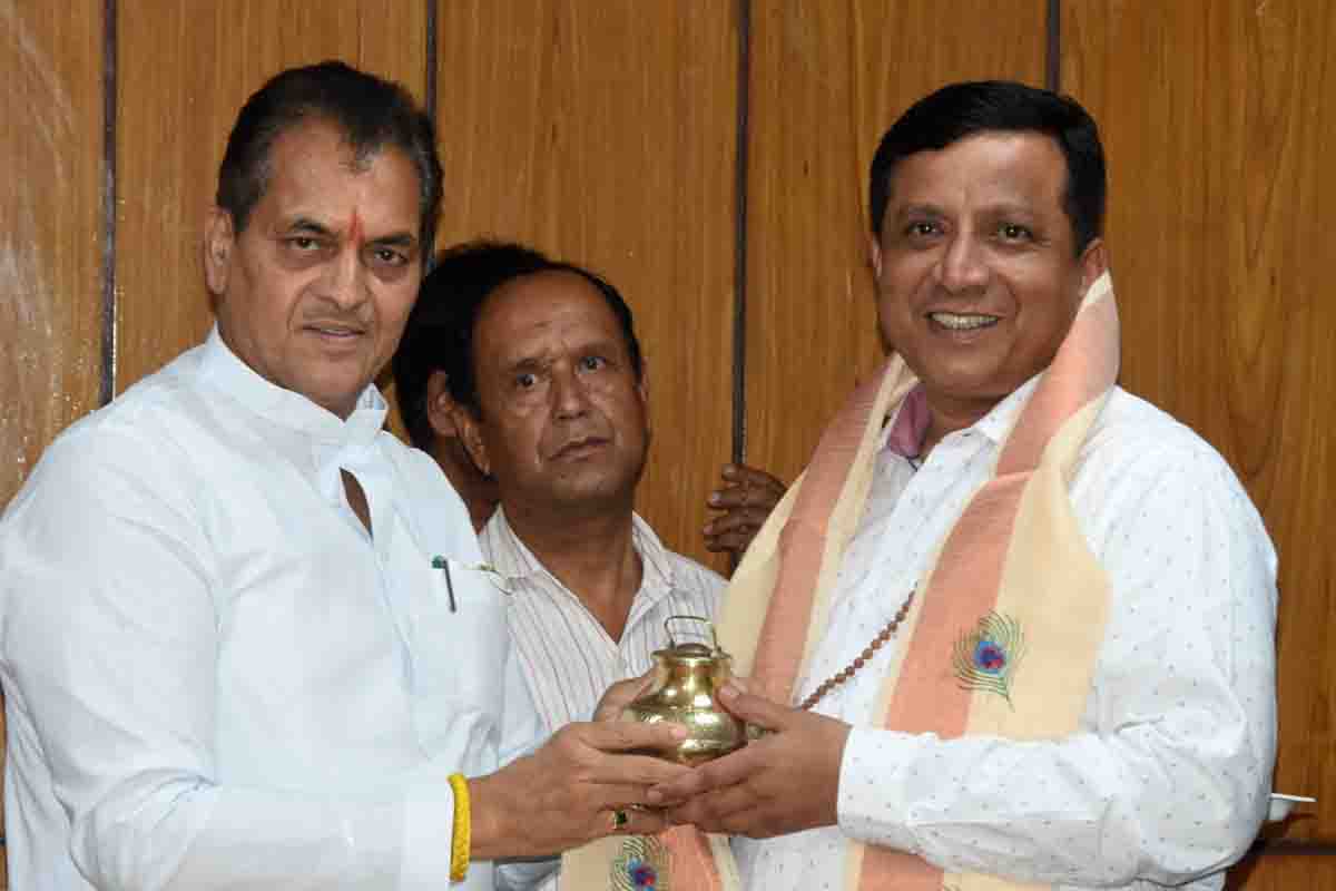 Agarwal thanks officials for success of G-20 meetings