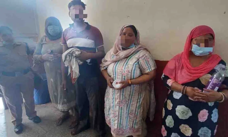 Police nab four including three women for robbing senior citizen