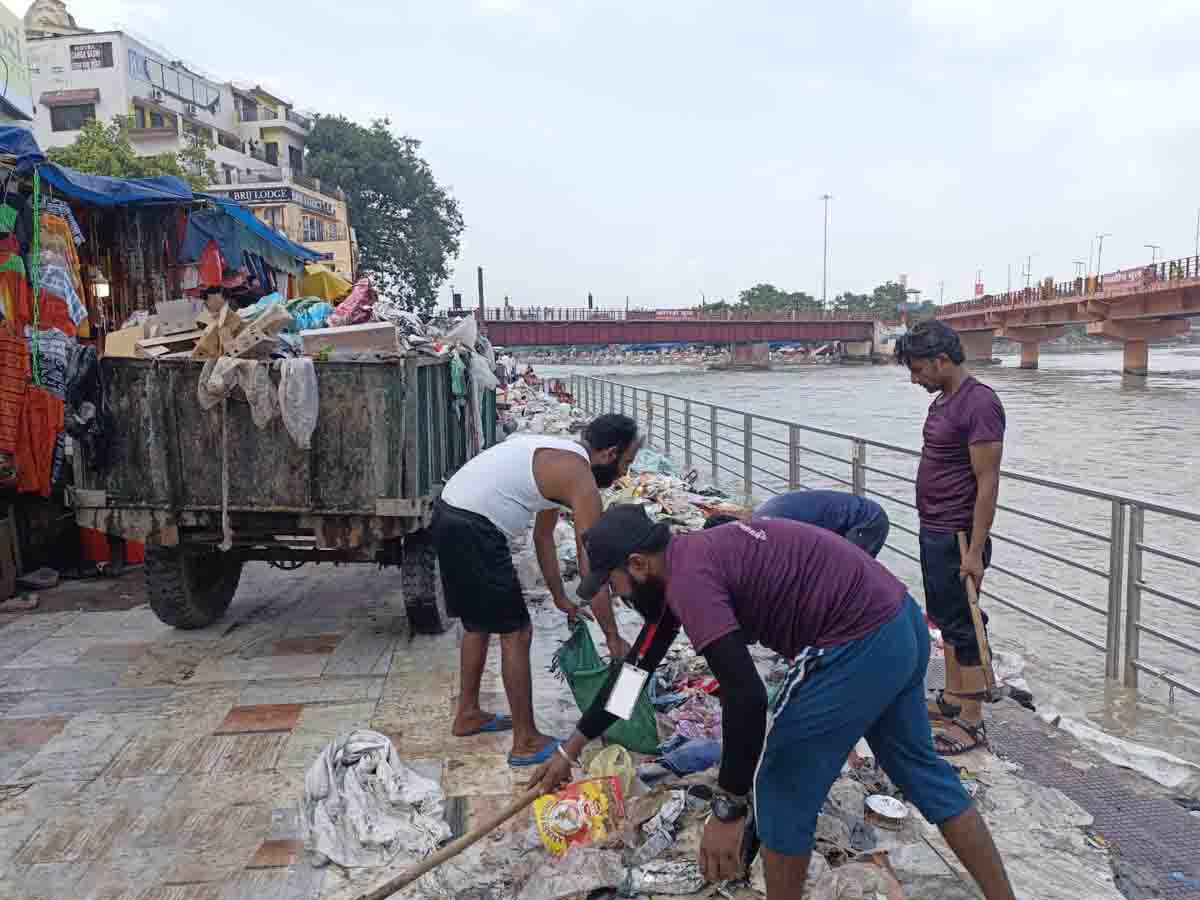 Authorities clean 28K metric tonnes trash left by Kanwadiyas in Haridwar