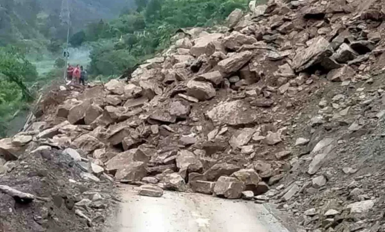 Debris block Badrinath highway for five hours