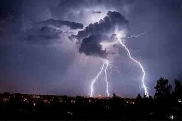Thunderstorms with lightning & intense spells likely in parts of State today
