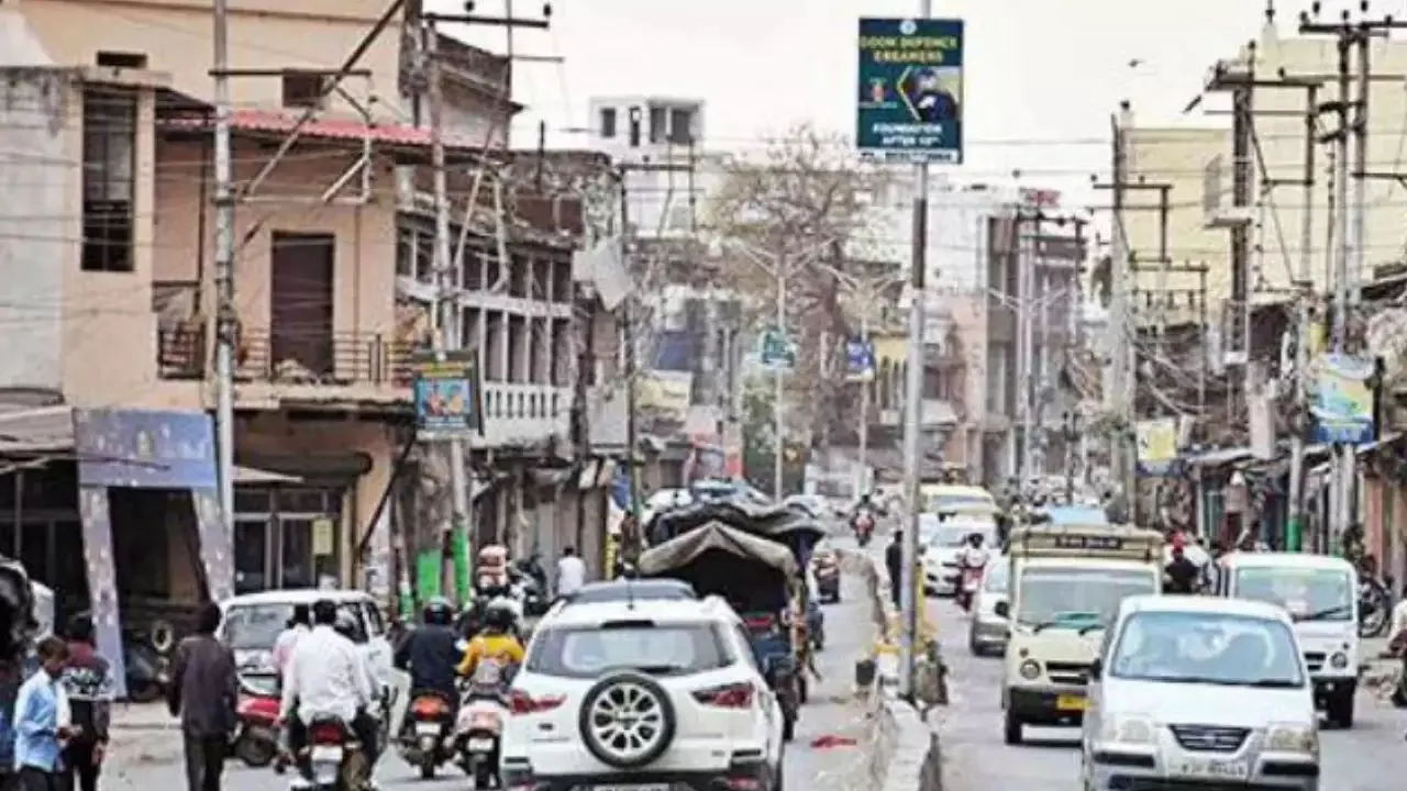 DPR to shift Adhat Bazaar almost completed
