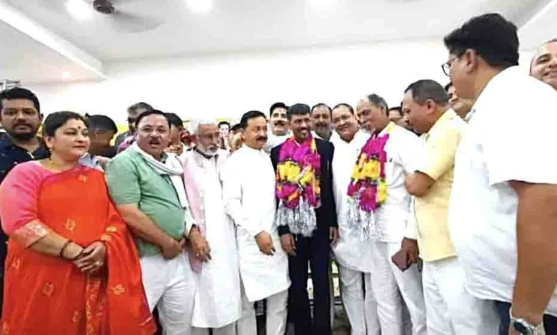 Former AAP candidate Basant Kumar joins Congress