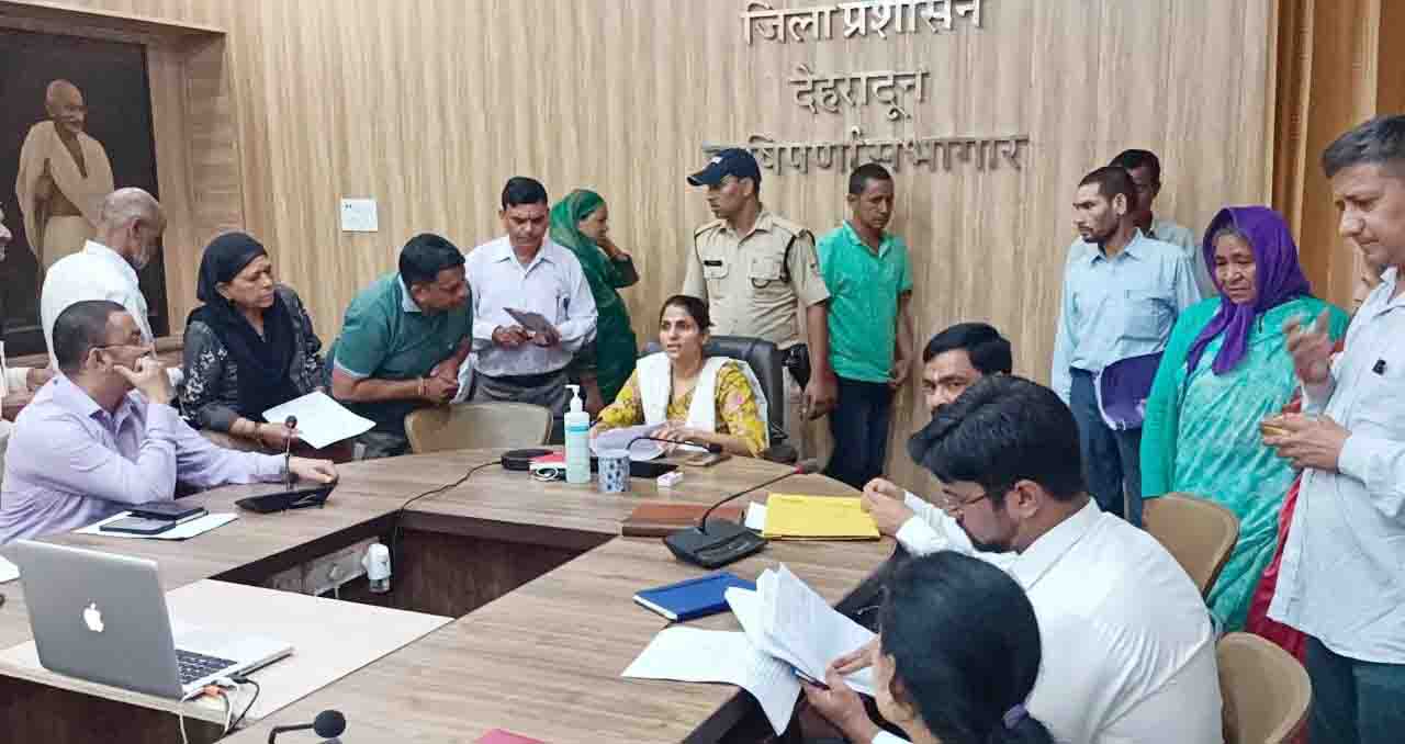Complaints by senior citizens increase in public hearings, DM orders prompt action