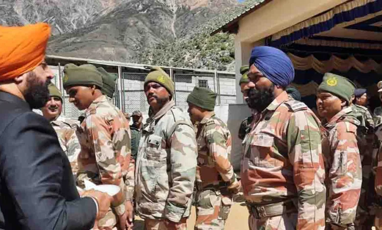 Guv visits border area, Badrinath & Kedarnath