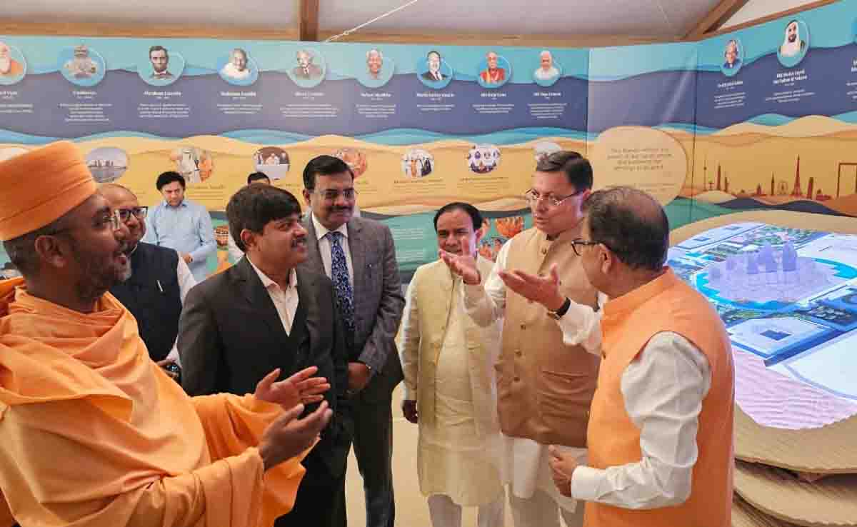 CM Dhami performs Kar Sewa at Hindu temple in Abu Dhabi
