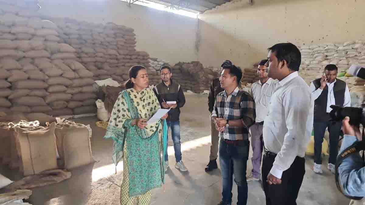 Act against dummy establishments set up to buy cheap paddy-Rekha Arya