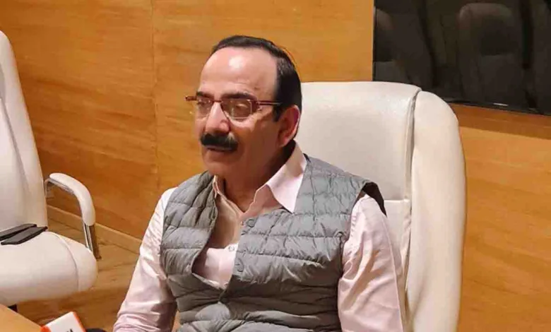 Dr Kuldeep Singh Indraprastha Apollo Hospital