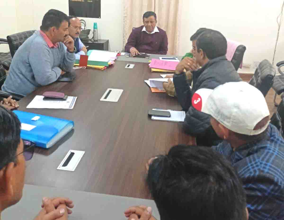 Education department starts dialogue with agitating lecturers