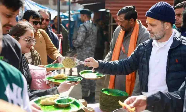 Rahul Gandhi offers Bhandara, interacts with pilgrims in Kedarnath