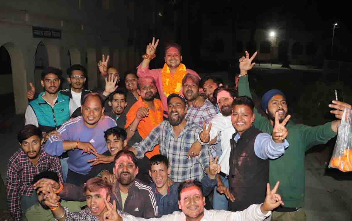 Students union election-Aryan group wins in DAV PG College, ABVP dominates MKP