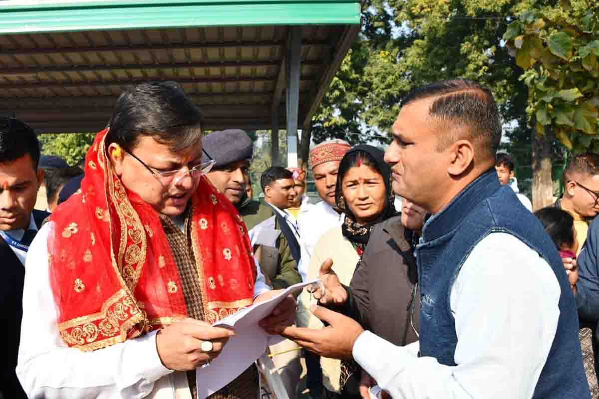 Ensure prompt action to resolve public grievances, says CM