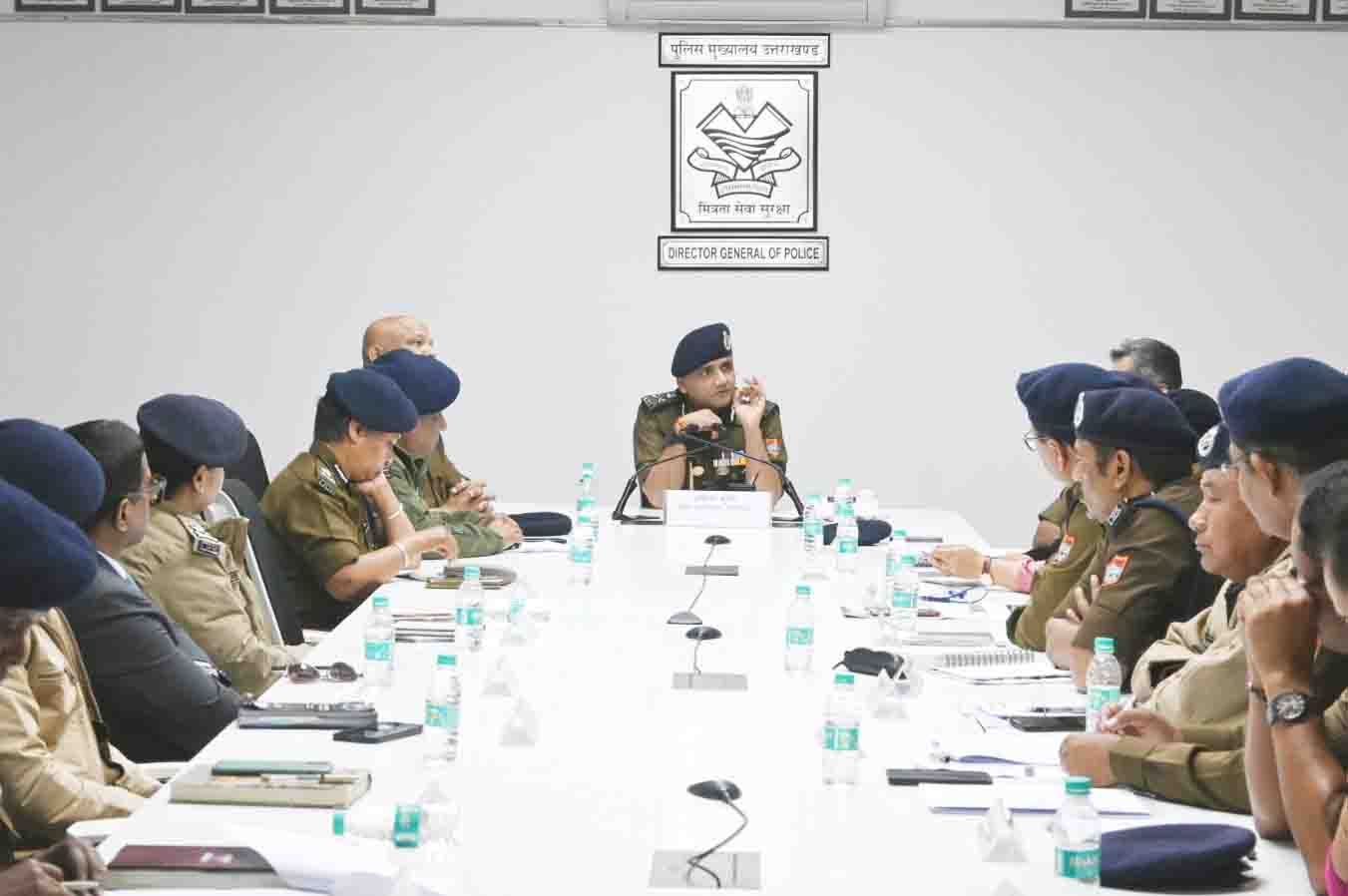 Kumar tells officials to prepare special action plan to tackle traffic issues