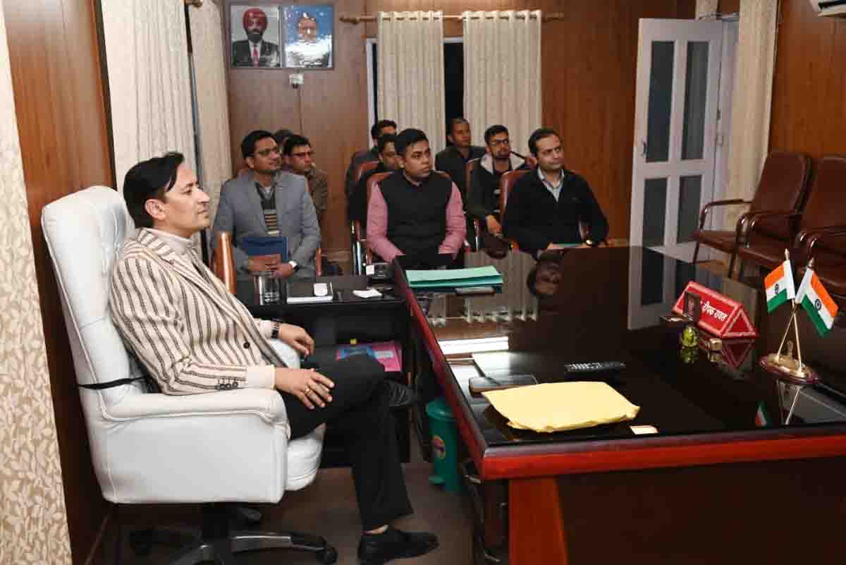 Administration gears up for the Manaskhand Mandir Mala Mission