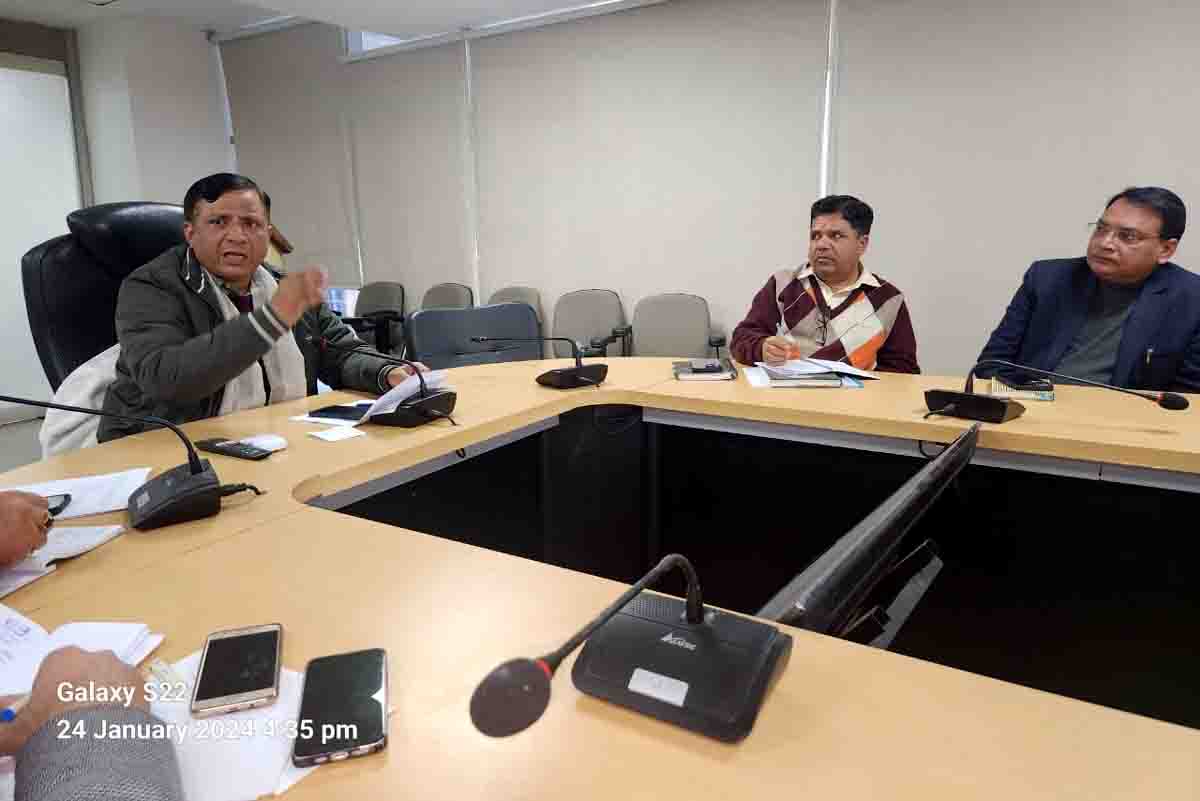 MDDA VC directs officials to expedite various projects