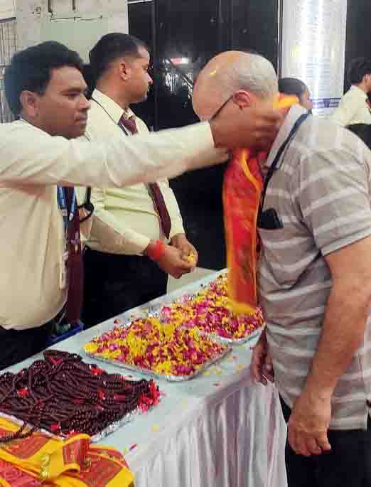 Manaskhand Express commences