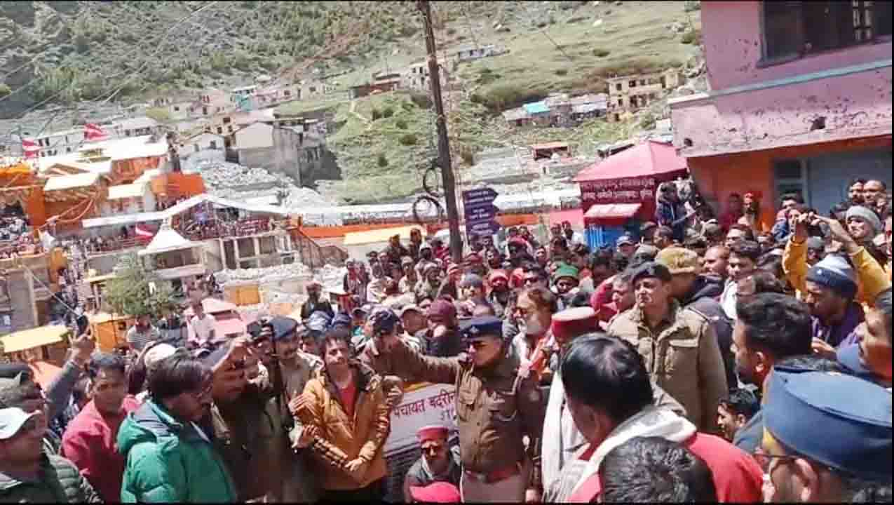 No more ‘VIPs’ in Badrinath after protest by Teerth Purohits