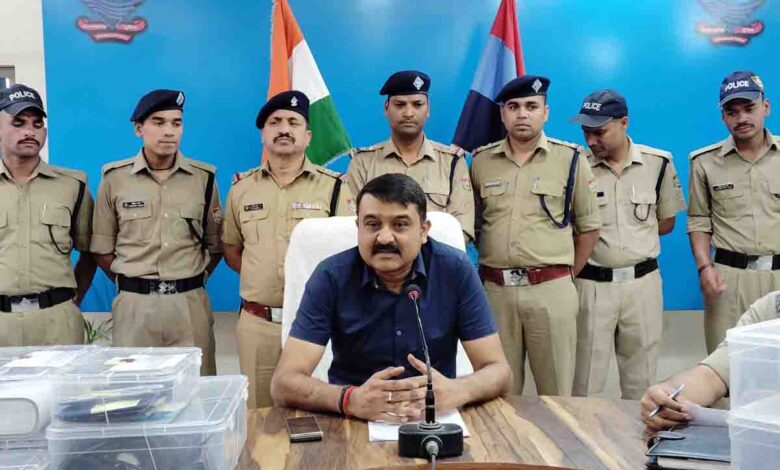 Police arrest nine men for illegal betting on IPL