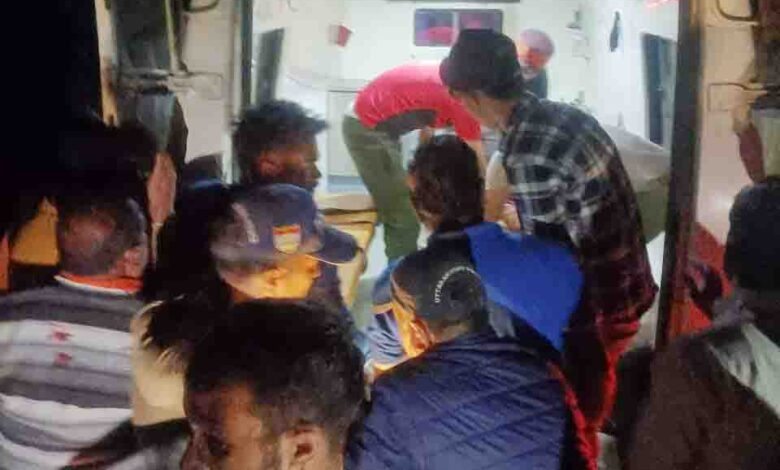 3 dead, 26 injured after bus returning from Gangotri falls off road