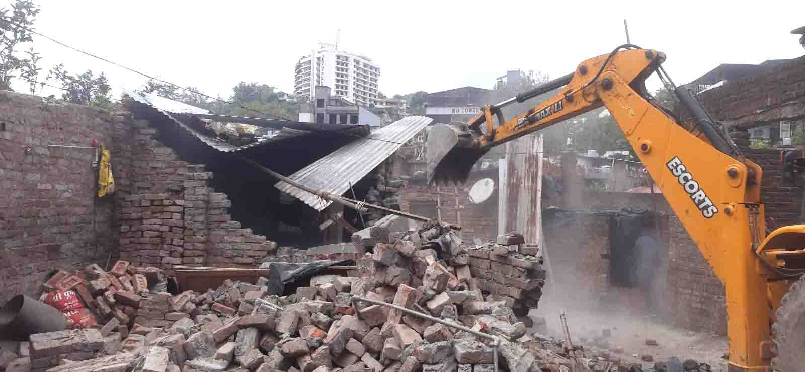 MDDA demolishes 29 structures along Rispana riverbed
