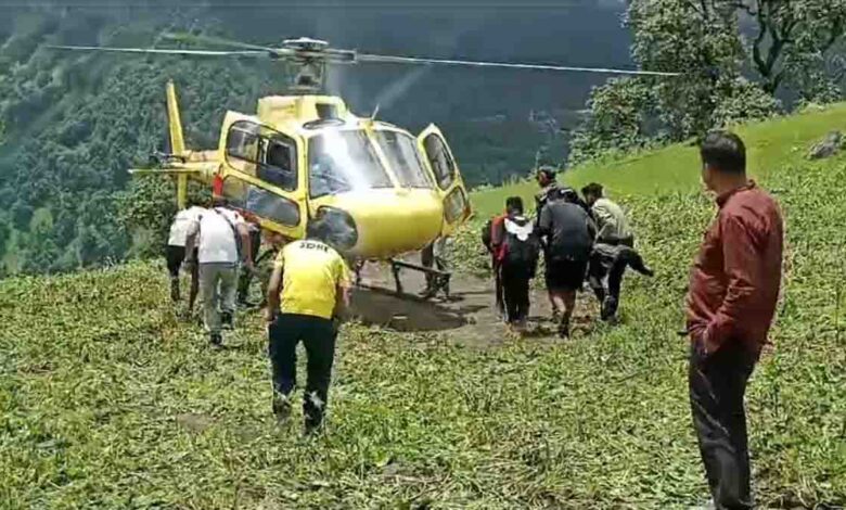 106 rescued after bridge washed away