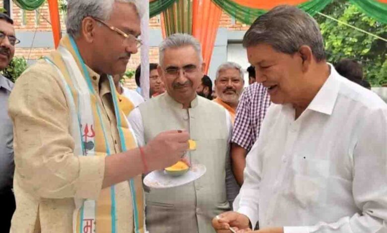 Harish Rawat at Trivendra's mango party