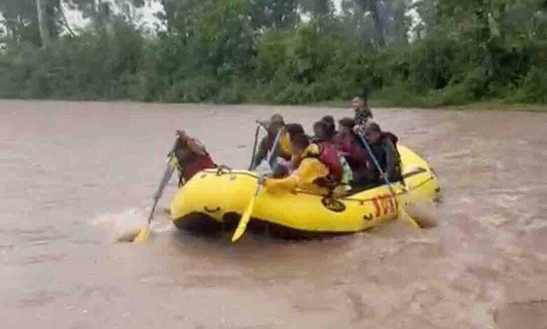 SDRF rescues 69 people stuck due to bad weather