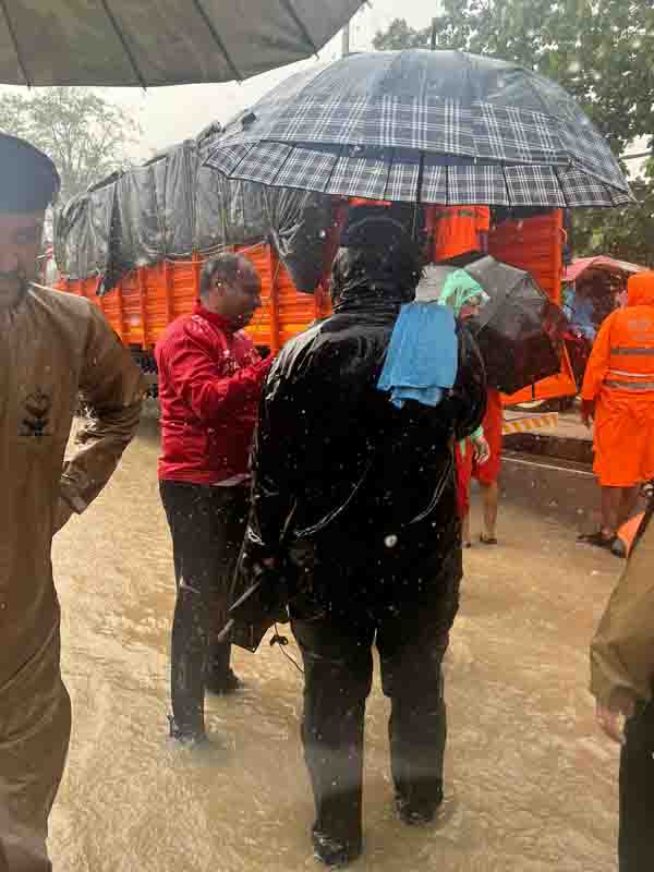 Udham Singh Nagar SSP and Champawat SP visit areas affected by heavy rain